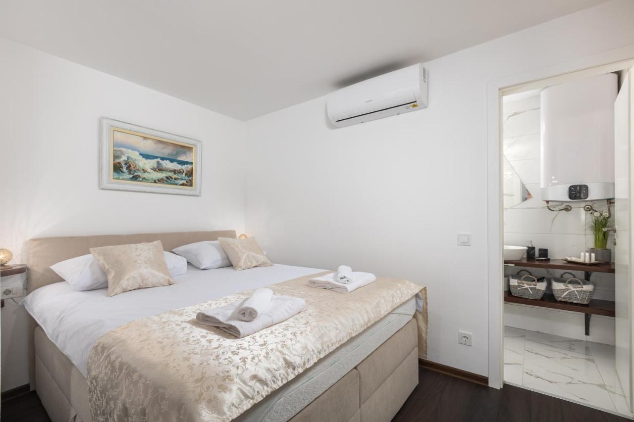 Apartments Mikulin Family Punat Exterior foto